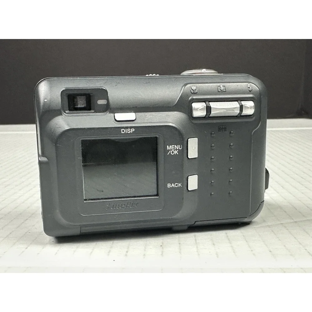 Fujifilm A205 Fine Pix 2.0 Mega Pixel Tested Working No SD Card No Battery